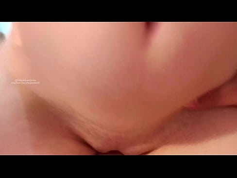❤️ Nire ahizparen gelan lo egiten eta horrela esnatu nintzen ❤️❌ Sexu bideoa pornoan eu.np64.ru