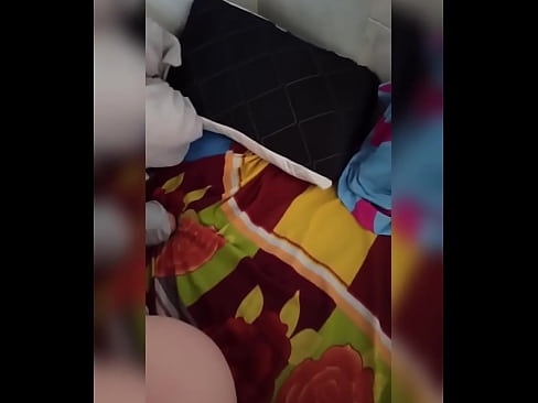 ❤️ Nire gelakidea etxean bakarrik geratzen da, bere senarra oporretara joaten delako eta nik izorratzeko eta ipurdia esnez betetzeko aprobetxatzen dut ❤️❌ Sexu bideoa pornoan eu.np64.ru
